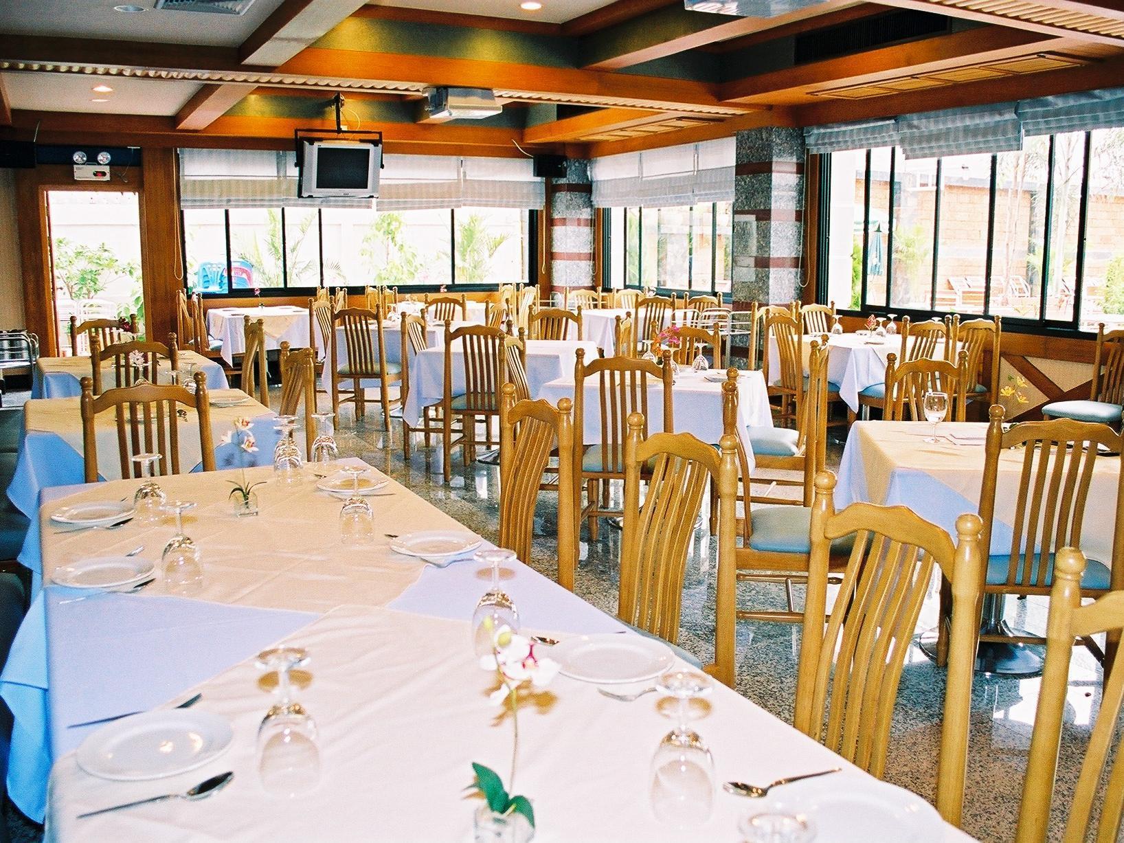 Raya Grand Hotel Nakhonratchasima Exterior foto